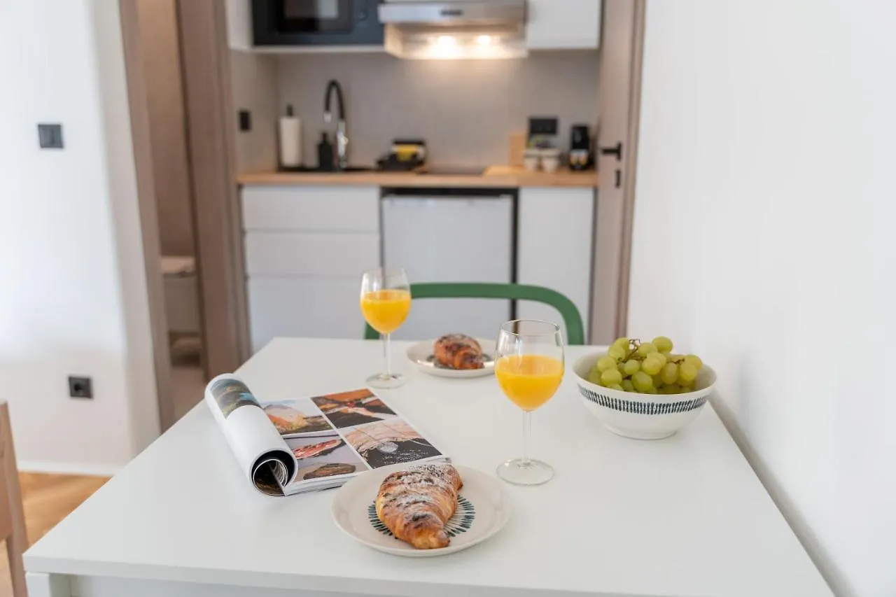 Modern Studio With Terrace, Bikes & Parking Rovinj