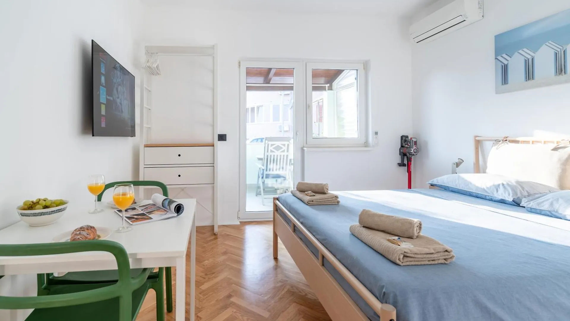 Apartment Modern Studio With Terrace, Bikes & Parking Rovinj
